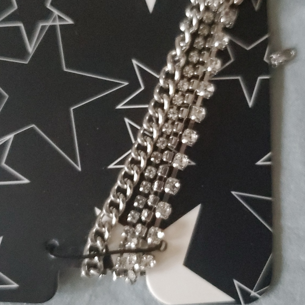 *As-is* *NWT* Hot Topic's Social Collision Star Chain Choker - Picture 3 of 16
